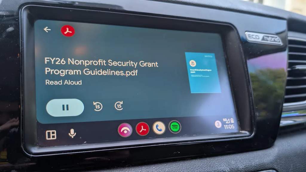 Aplikasi Adobe Acrobat Hadir di Android Auto, Ternyata Sangat Berguna