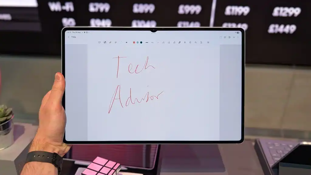 Bocoran render desain Samsung Galaxy Tab S12 Ultra dengan layar AMOLED besar dan S Pen