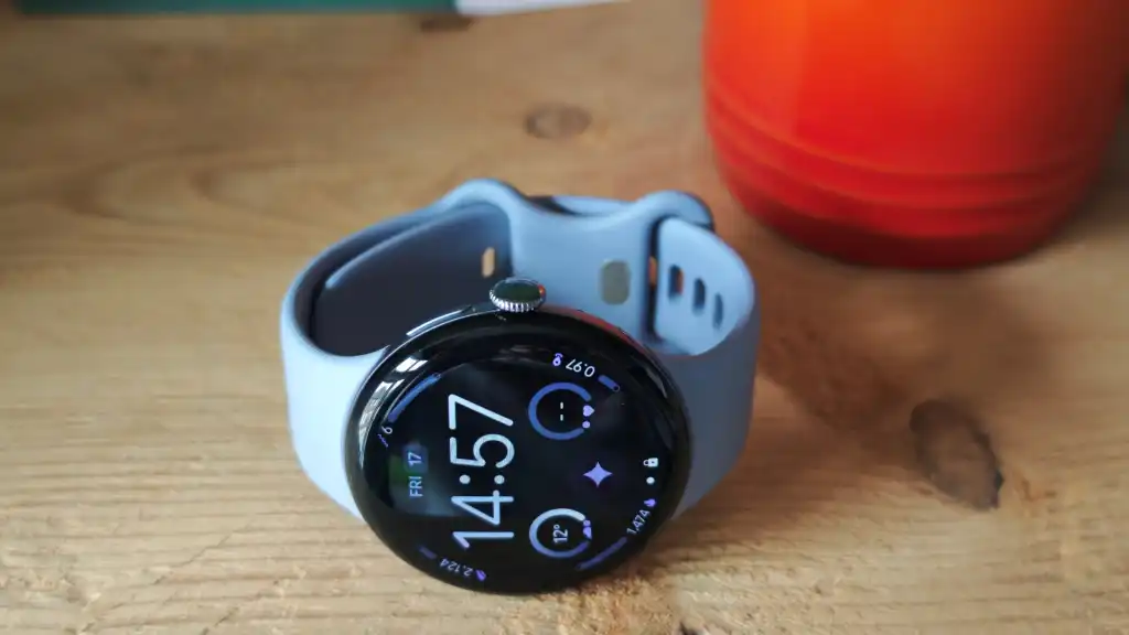 Bocoran desain Google Pixel Watch 5 dengan layar melingkar dan integrasi fitur Wear OS terbaru